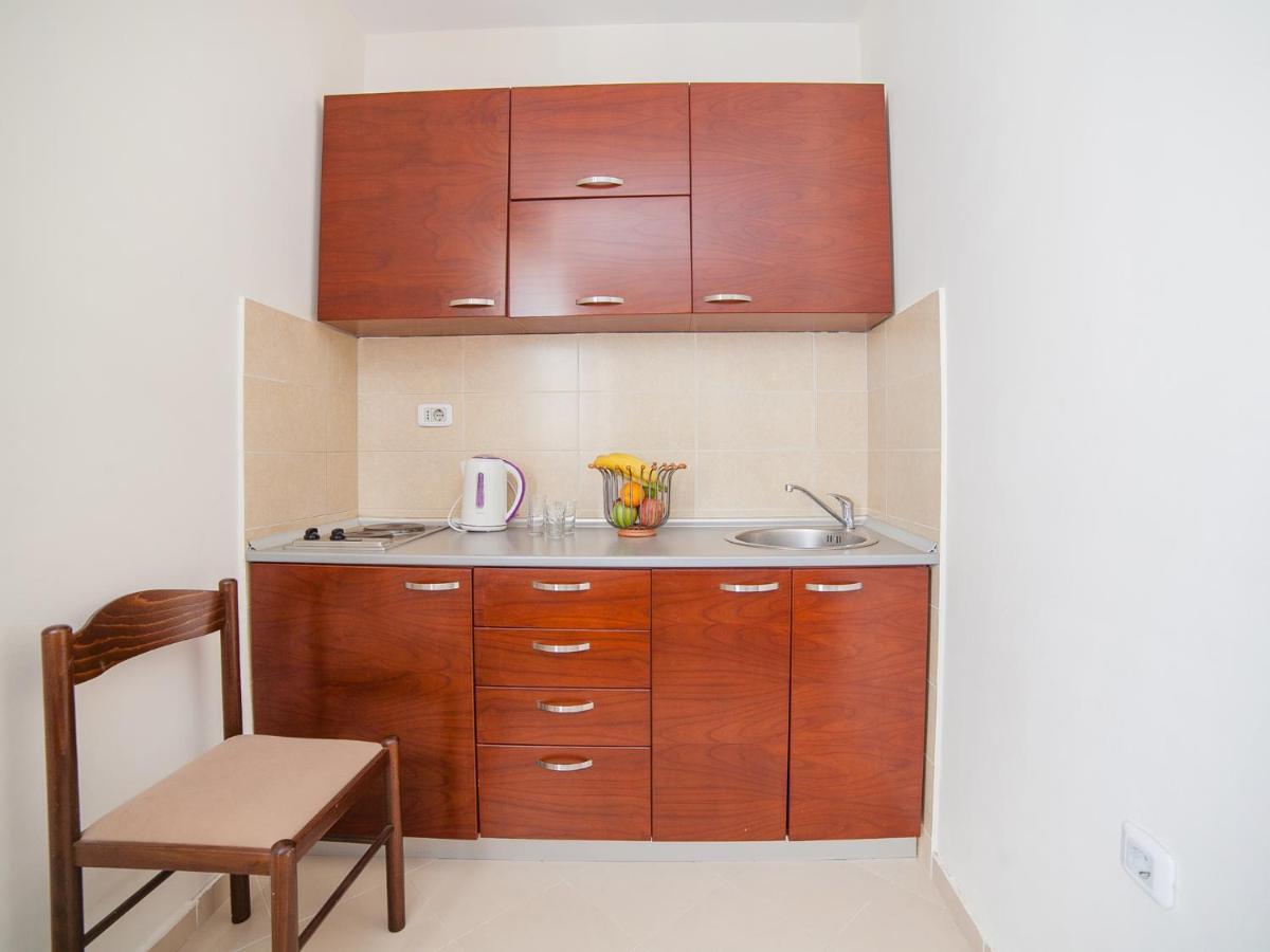 Apartments Krapina Lux Μπούντβα Εξωτερικό φωτογραφία