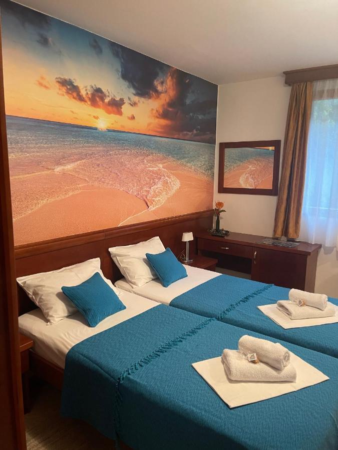 Apartments Krapina Lux Μπούντβα Εξωτερικό φωτογραφία