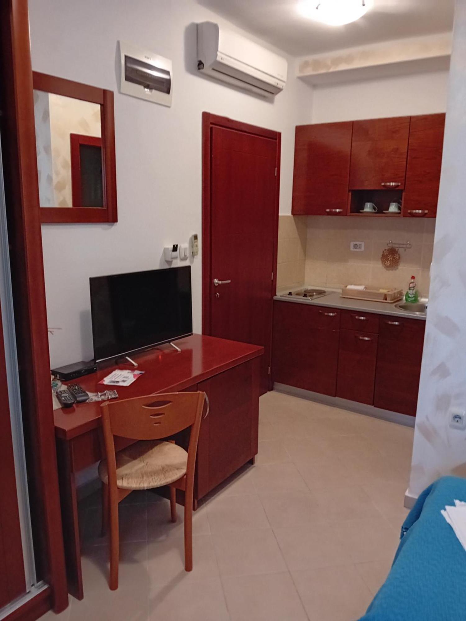 Apartments Krapina Lux Μπούντβα Εξωτερικό φωτογραφία